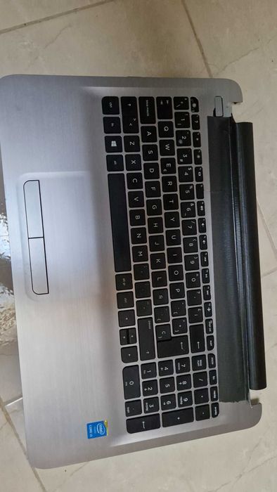 Portatil HP K3D03EA  120g  8g ram Leitor dvd intel i3