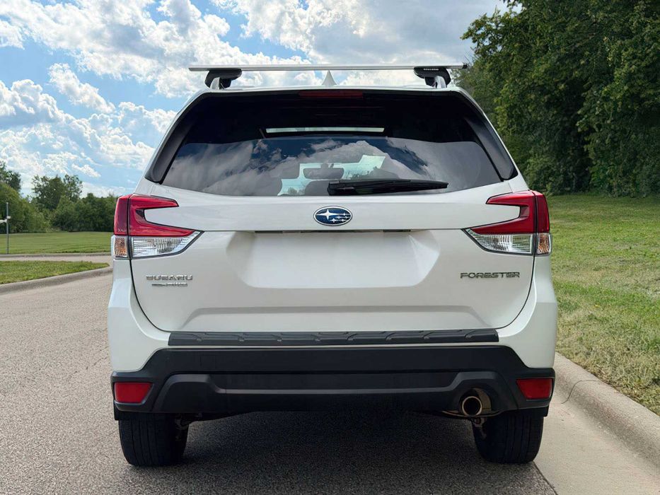 Subaru Forester Premium      2022