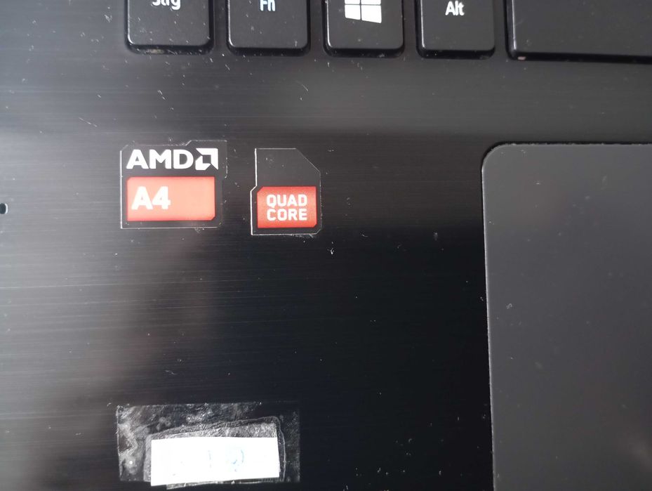 sprzedam acer e5-721serie procesore 4rdzen. amd a4-apu 6210apu with amd radeon r3graphics