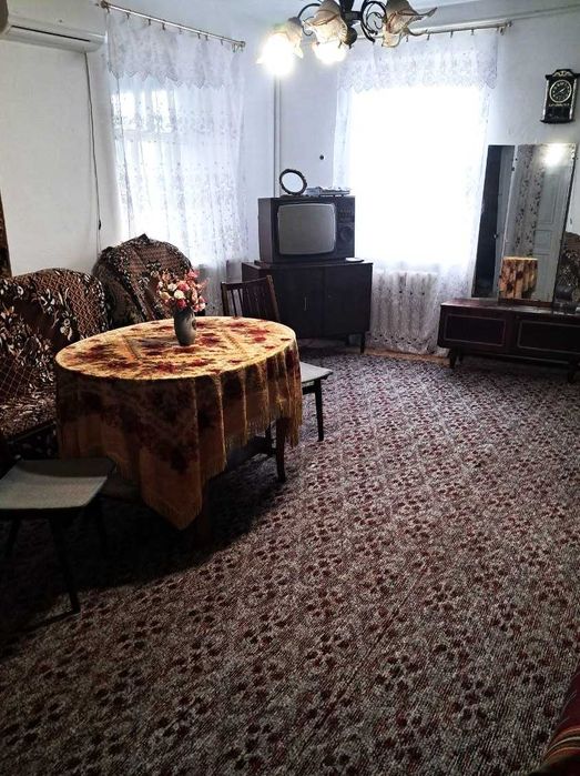 Житловий будинок близько центру