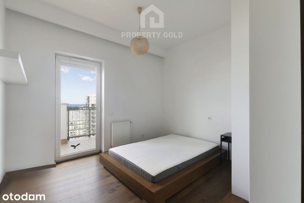 Przestronny apartament z widokiem na zatokę
