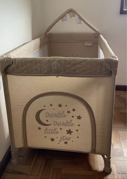 Berço de viagem novo, nunca foi usado