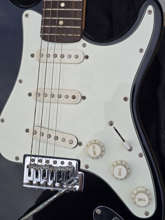 Gitara elektryczna Harley Benton ST-20 BK Stratocaster + pokrowiec