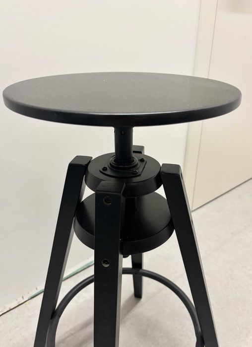 Banco Alto - Pretos (IKEA DALFRED)