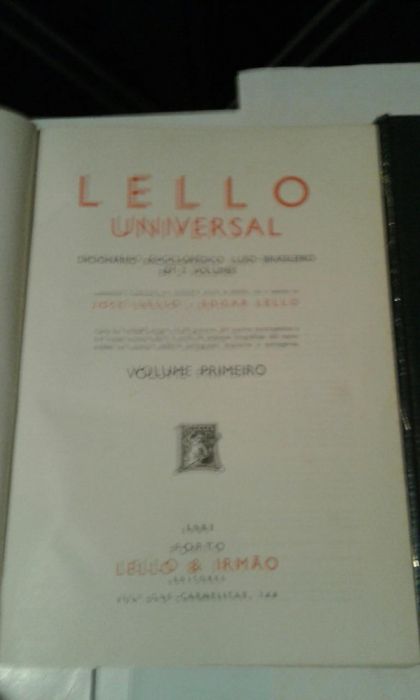 Lello Universal/Dicionário da literatura portuguesa Marujo/Figueirinha