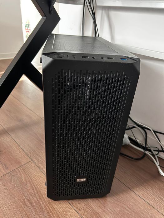 Komputer gamingowy + pełny zestaw | RX 6600 | Ryzen 5 | Stan idealny