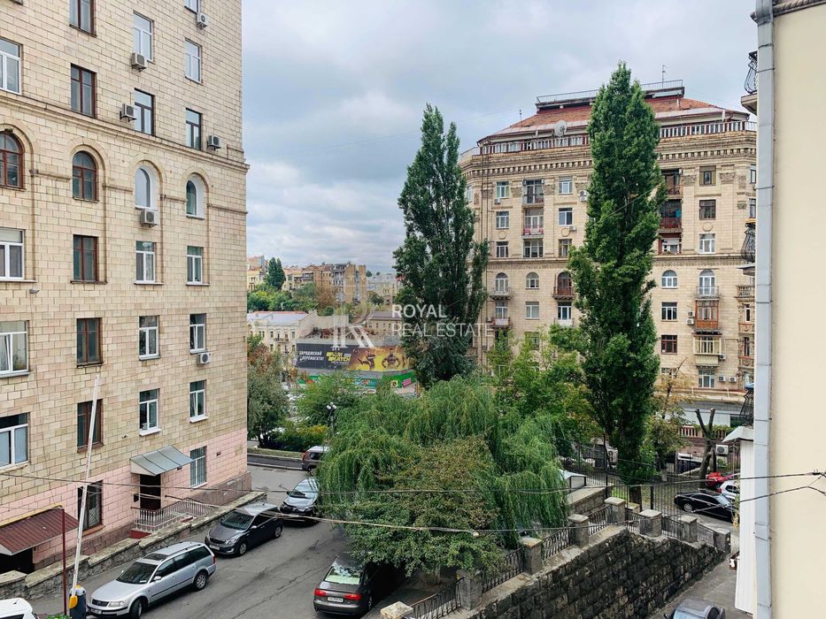 Продажа Офіс 3кім 135м2 Центр Гаражний Бокс м Хрещатик