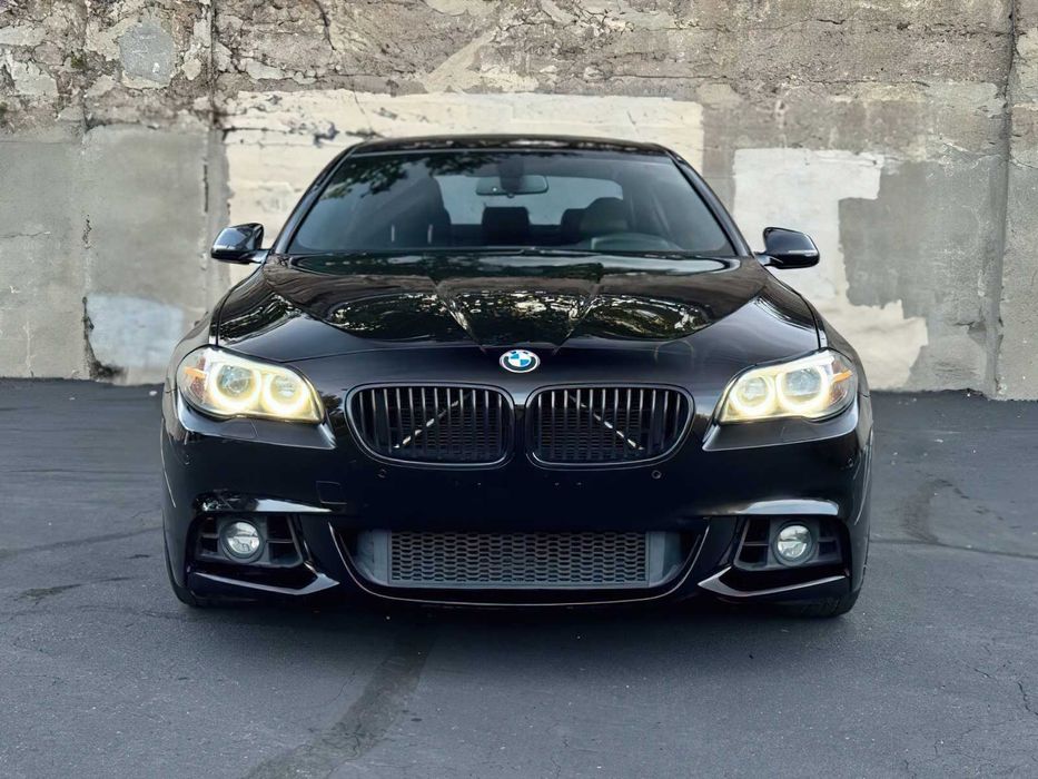 BMW 5 Series 528i      2016