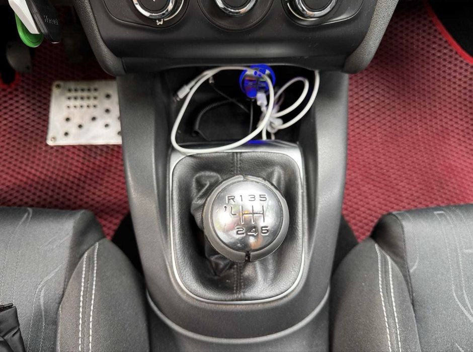 Продаю авто Сітроен С4 2011