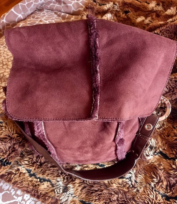 Carteira castanha da Mango