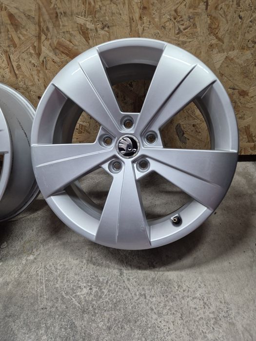Диски 5*112, R17, Scoda
