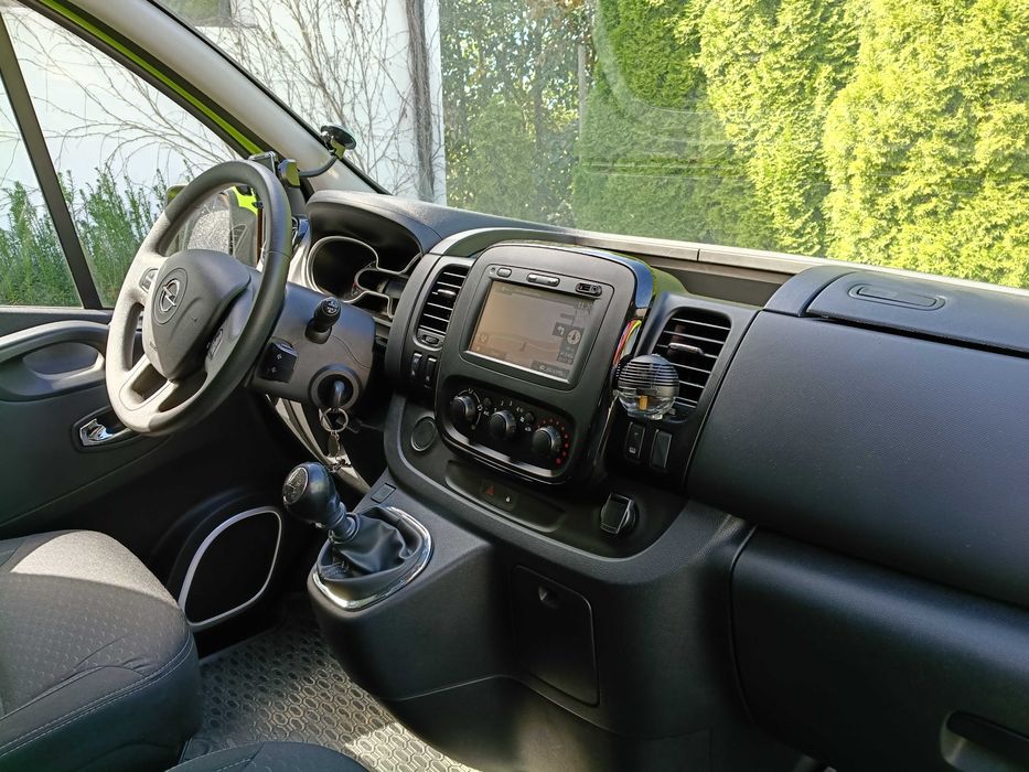 Opel Vivaro 1.6biturbo 9 os.