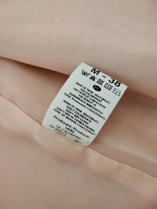 Nowy z metką, eleganki brzoskwiniowy żakiet Nife roz. 38