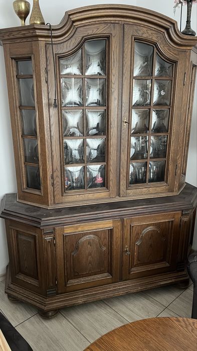 Witryna / Antyk / Gablota