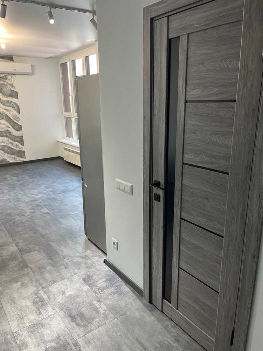 Оренда студії в ЖК Dock 32 Набережно-Рибальська 27 Оболонь ГЕНЕРАТОР