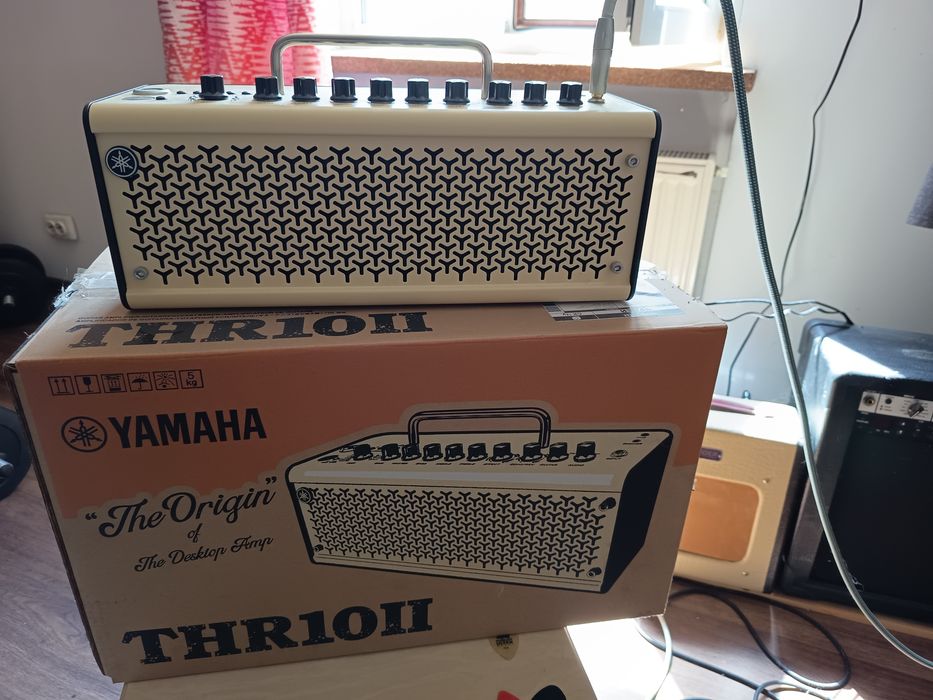 Комбо підсилювач Yamana  THR 10 II