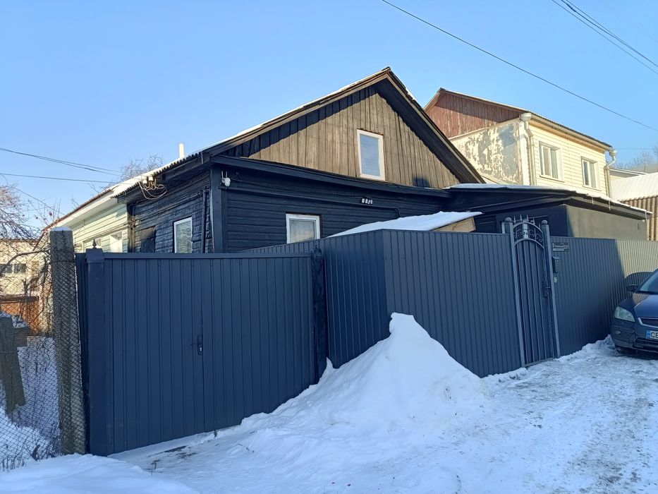 Частина будинку, після ремонту, свій двір, город.