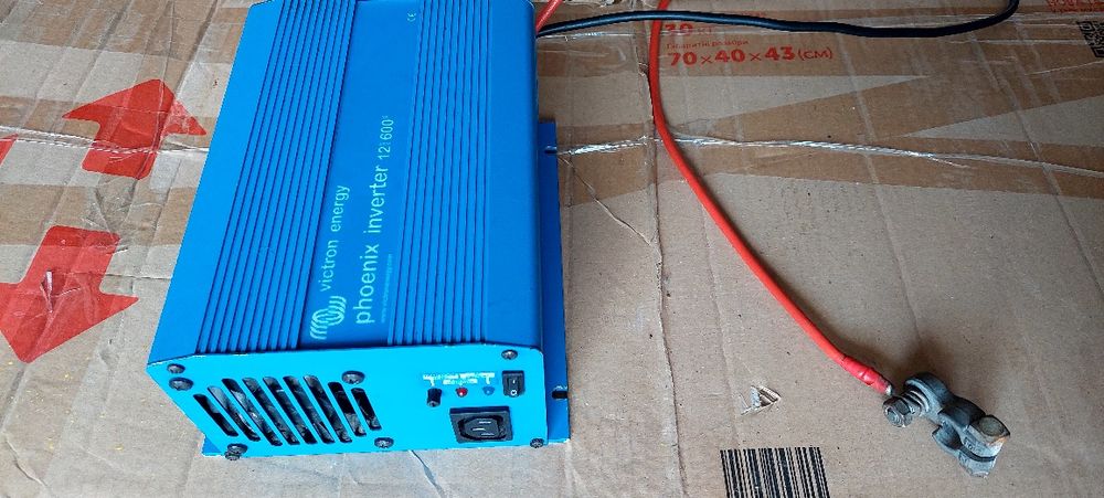 Автономний інвертор 12/600 vt