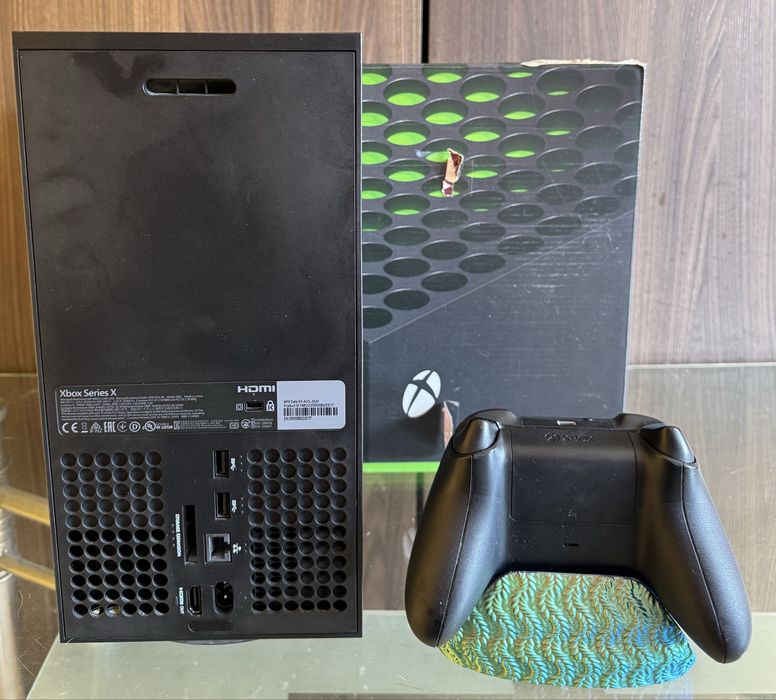 Konsola Xbox Series X 1TB
