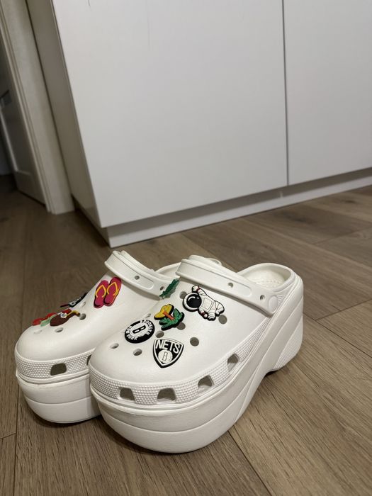 Супер трендовые кроксы на платформе