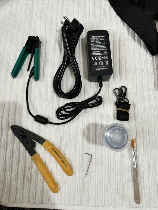 Máquina fusão  de fibra óptica VEVOR com 6 motores NOVA