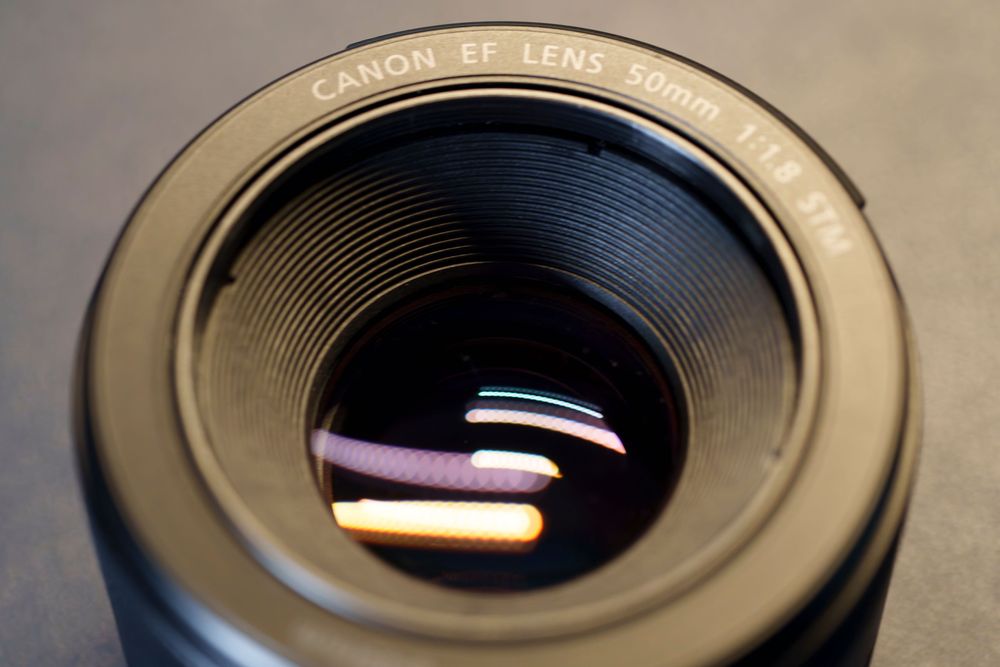 Canon 50mm f/1.8 STM – Como Nova