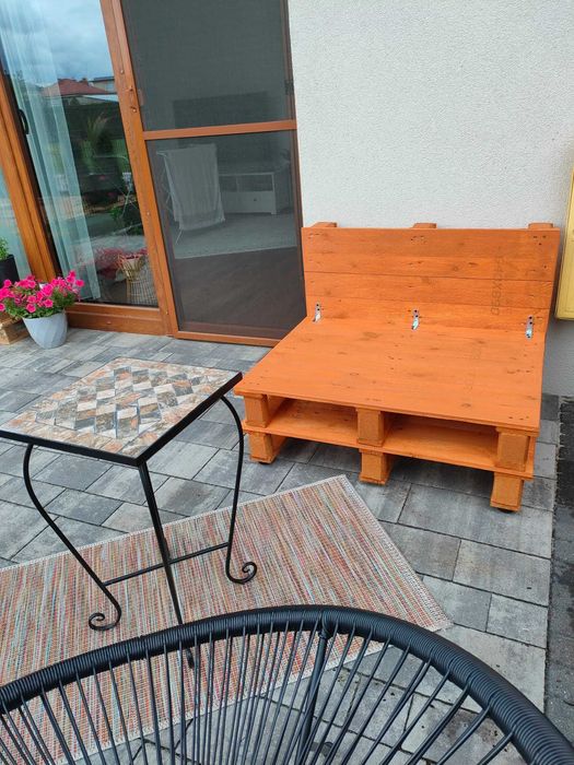 Ława ogrodowa z palet, impregnowana, poduszki w zestawie