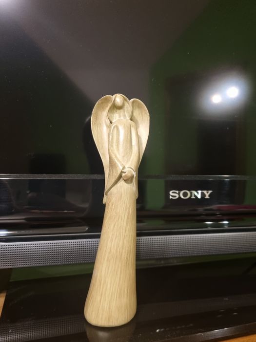 Anioł sliczna figurka