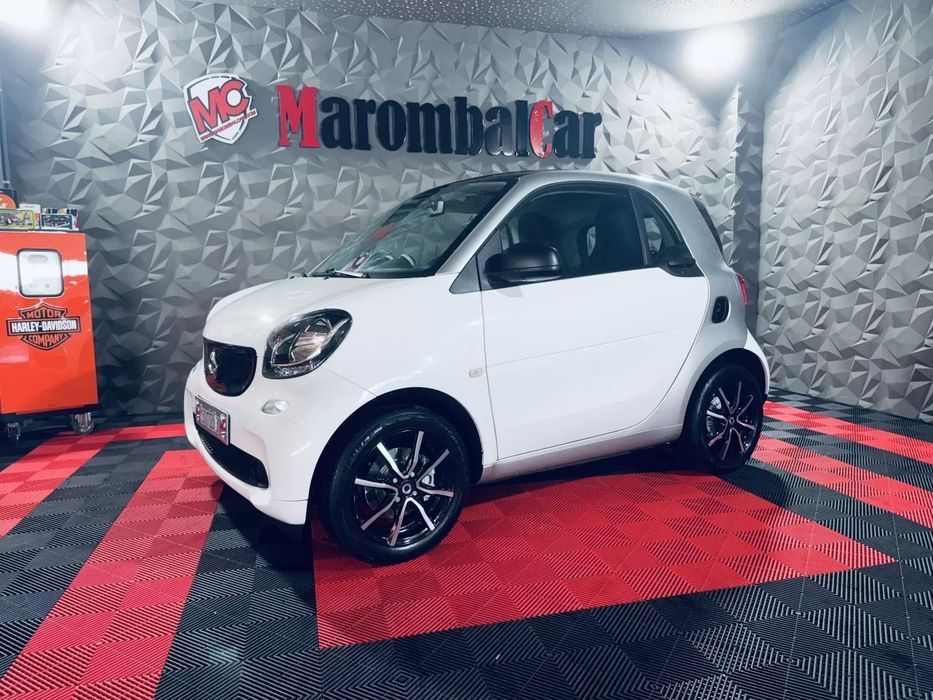 Smart ForTwo Coupé 1.0 mhd Pulse 71 Softouch