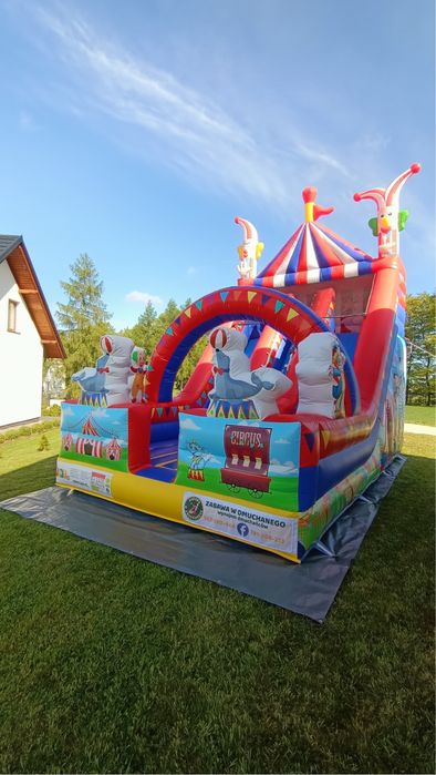 Zjeżdżalnia dmuchana, Dmuchaniec, dmuchańce, plac zabaw, skakaniec