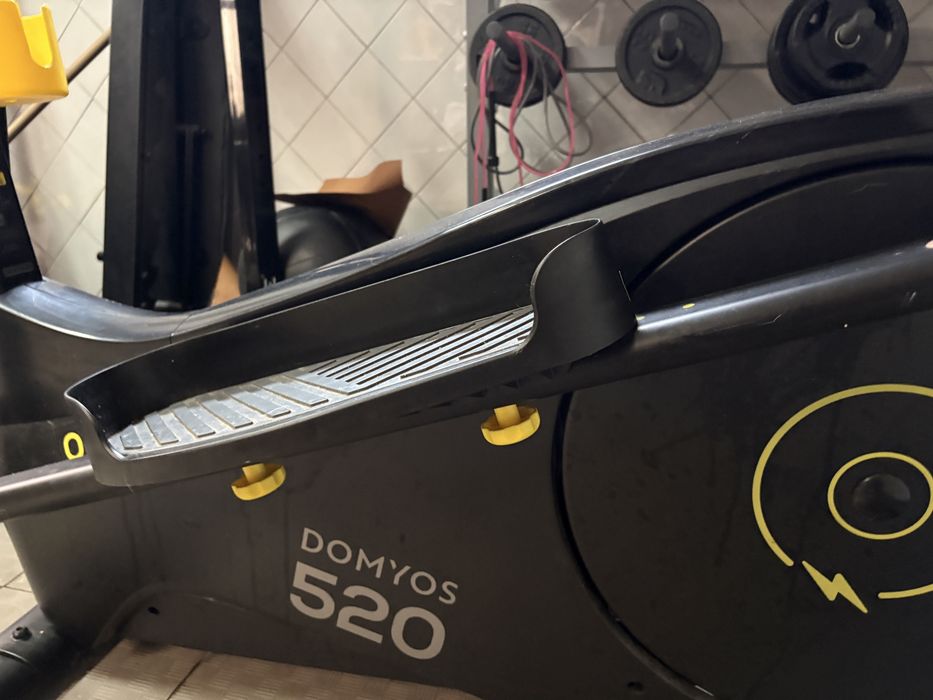 Eliptica Domyos 520