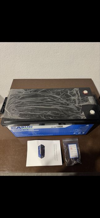 Акумуляторна батарея EASUN LiFePo4 12V 200Ah BMS