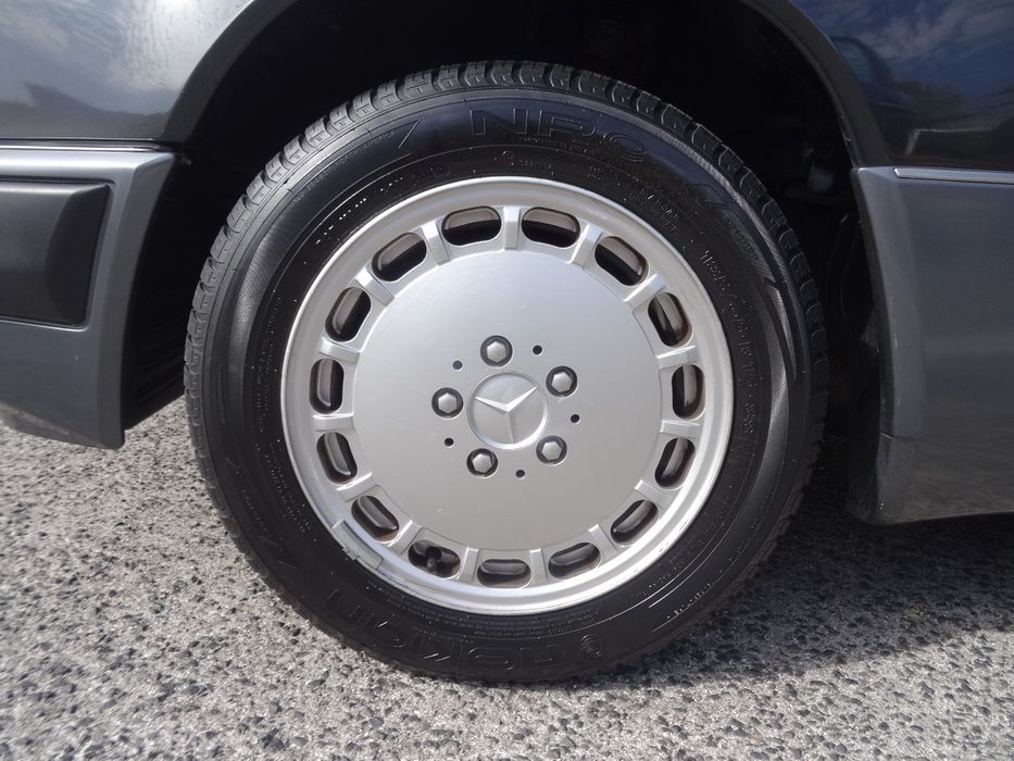 Mercedes 200D 1 Dono Como Novo