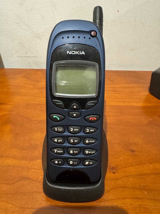 Telemóvel NOKIA 6150 - Impecável (com 2 baterias)