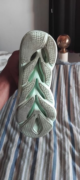 Nr,ténis zoom mole €