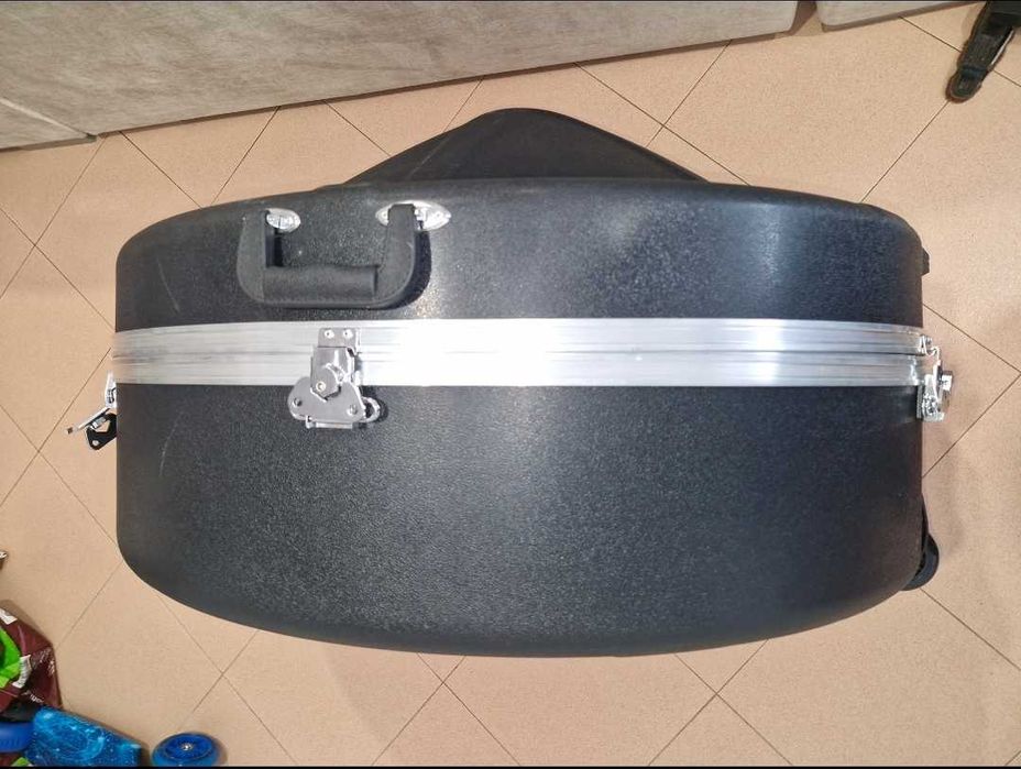 Mala case para sousafone