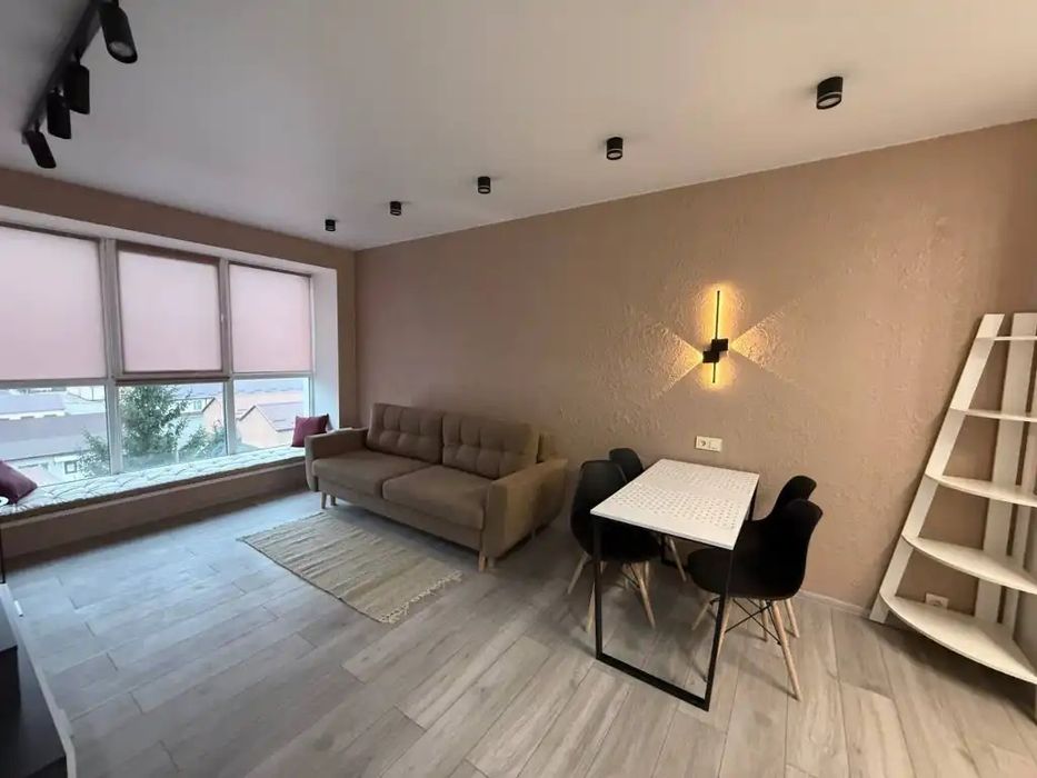 Оренда 2к квартири в жк Барви