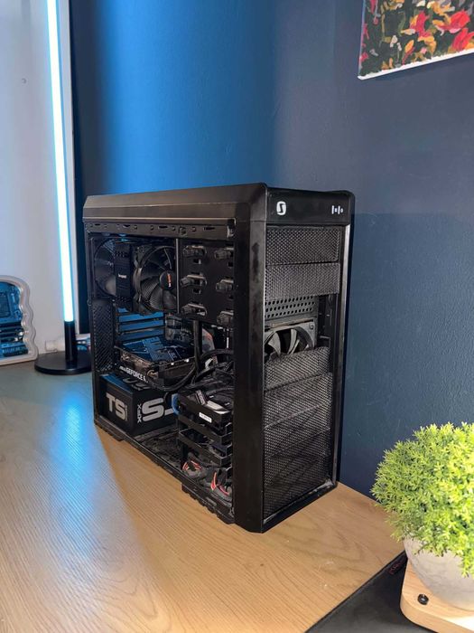 Komputer gamingowy – RTX 3060 12 GB / Ryzen 7 3800X / 16 GB RAM RGB