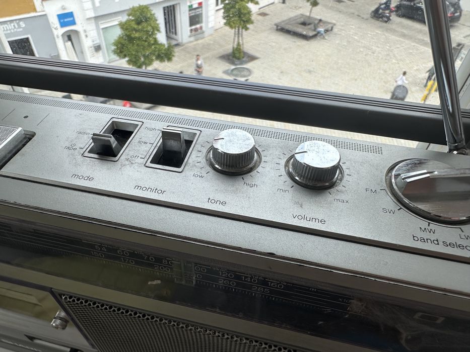 Sharp GF-2500  Vintage PRL boombox