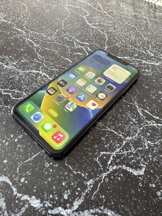 Продам Айфон Iphone 11 Pro Max 64GB