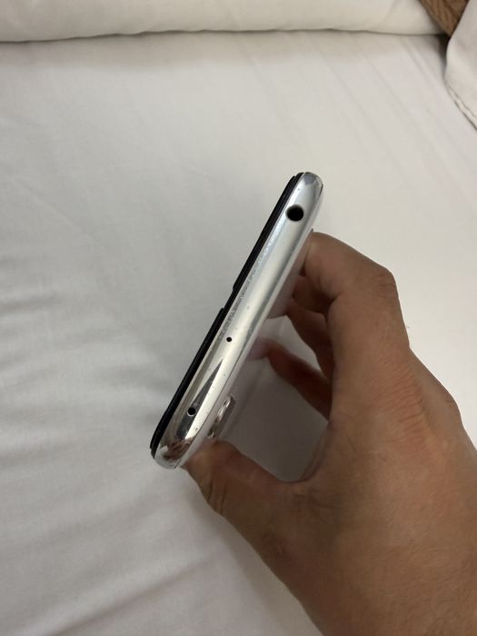 Xiaomi Mi 9 lite 6/64 Gb