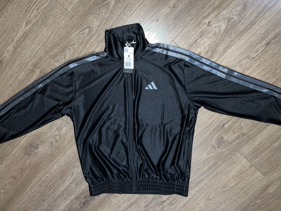 ADIDAS Шикарная оригинальная куртка размер M Relax ЭТО ОРИГИНАЛ‼️