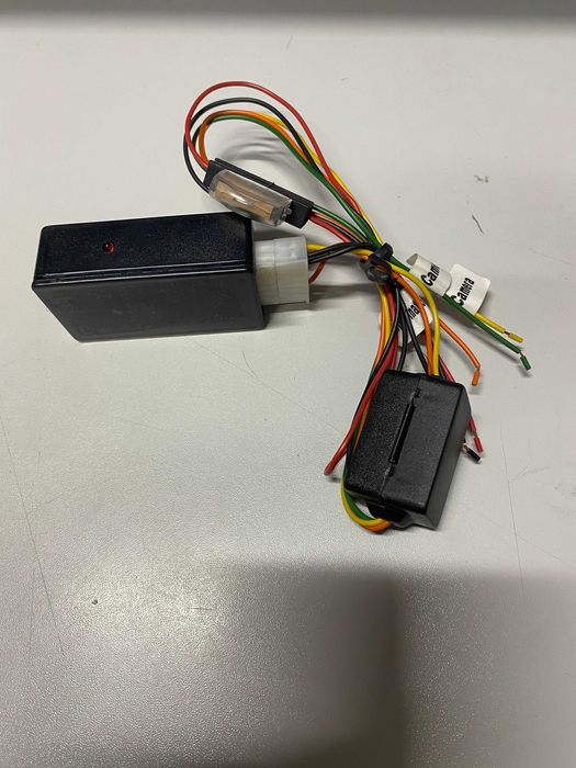 Moduł przełączania kamer cofania - przód / tył EM-AUDIO Tomaszów Lub