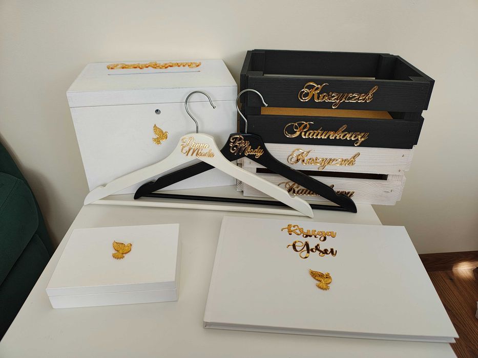 pudełko na obrączki skrzynka na koperty wieszaki koszyki ratunkowe księga gości ślub wesele nowe złote gołąb