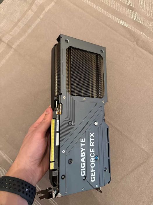 Karta GeForce RTX 4070