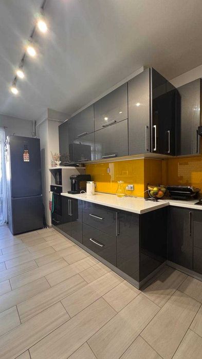 Продаж 3кім. квартири з ремонтом на вул. Скорини в новобудові