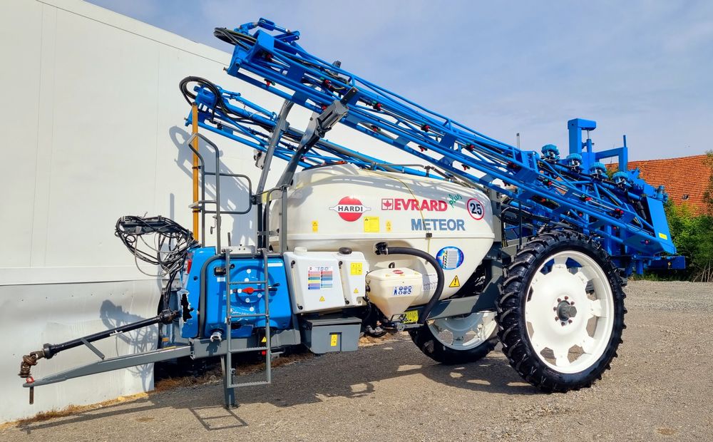 Opryskiwacz Evrard Hardi Meteor plus 21m/18m/12m 2800l 7 secji 2008r