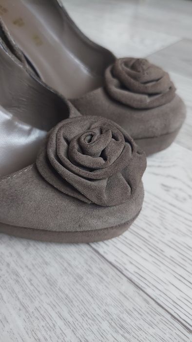 Туфлі жіночі замшеві Італія 39 р. 25,5 см.