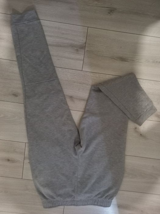 Спортивні штани Nike