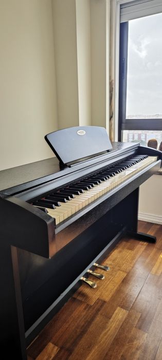 Piano Digital Suzuki